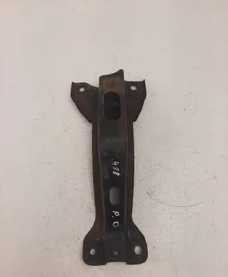 Toyota Hilux (AN10, AN20, AN30) Engine mounting bracket