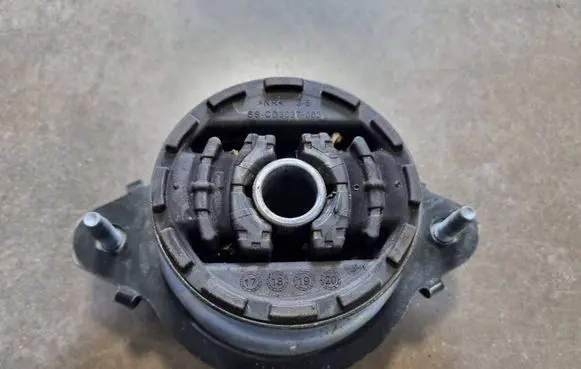 Ram 1500 Other rear suspension part SSCD3037063