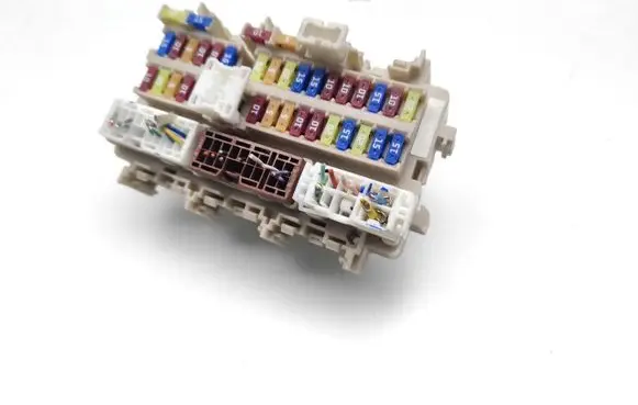 Nissan Qashqai Fuse module