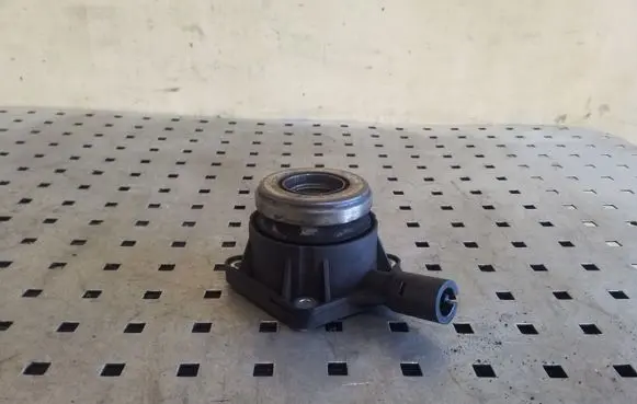 Ford Kuga I Clutch release bearing slave cylinder 3S717A564AE