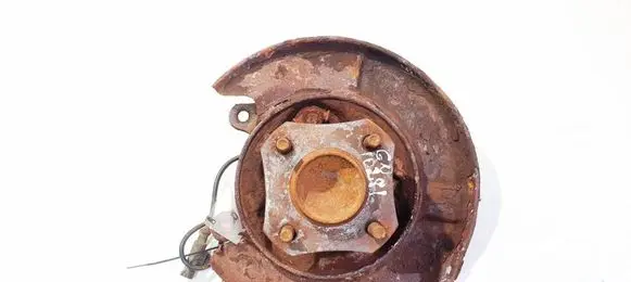 Nissan Tiida C11 Rear wheel hub