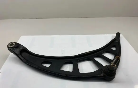 Mini Cooper Countryman R60 Front lower control arm/wishbone 9806519