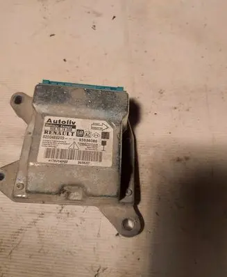 Opel Vivaro Airbag control unit/module 8200469203