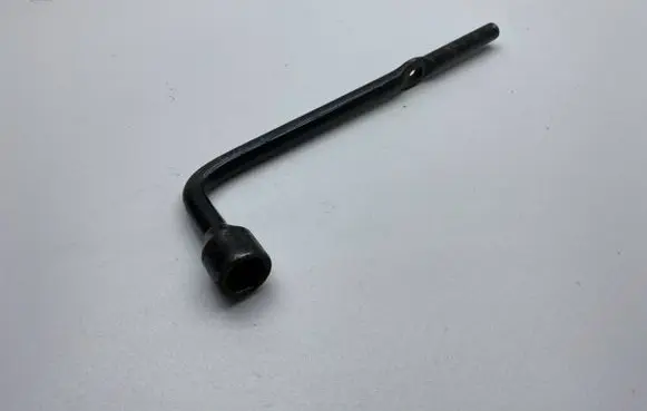Dodge Charger Wheel nut wrench 