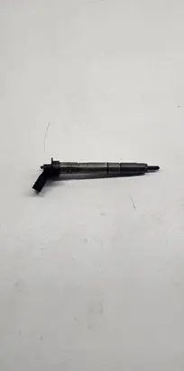 Volkswagen Phaeton Fuel injector 059130277AH
