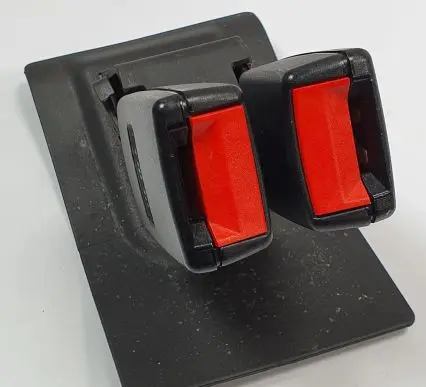 Mini One - Cooper R50 - 53 Rear seatbelt buckle 7055957