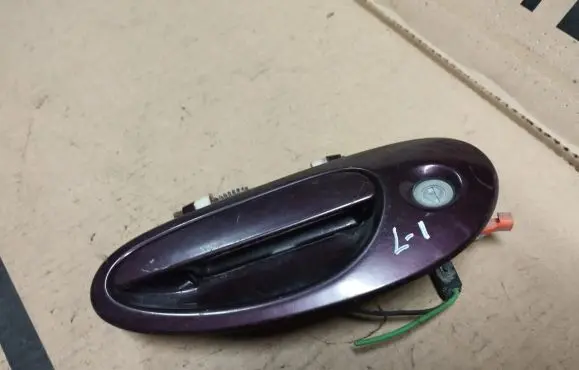 Chrysler Neon II Front door exterior handle 0QA39TRMA