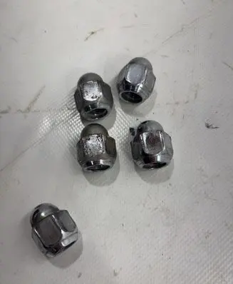 Subaru Outback (BS) Nuts/bolts 