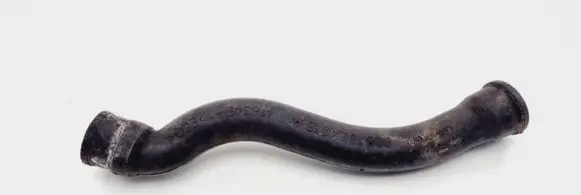 Volkswagen PASSAT B4 Breather hose/pipe 028103493S