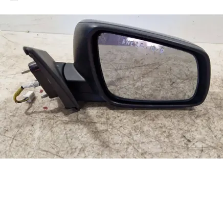 Mitsubishi Lancer X Front door electric wing mirror E13021369