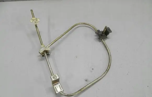 Renault Clio I Front door manual window regulator 