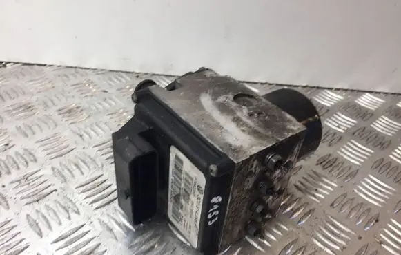 Volkswagen PASSAT B6 ABS Pump 3C0614095P 8153