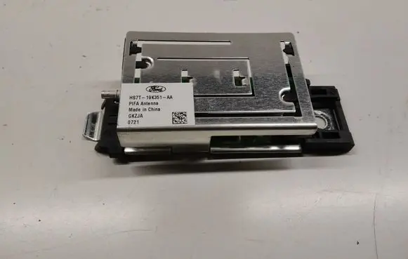 Ford Transit VII Aerial antenna amplifier HS7T19K351AA