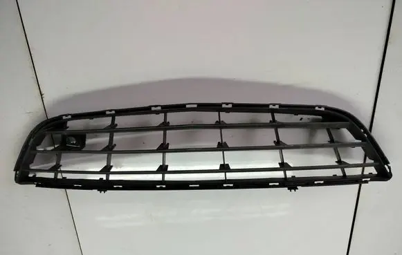 Front bumper lower grill