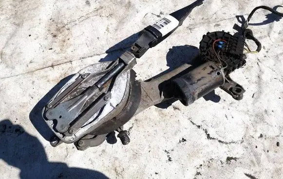 Mercedes-Benz CLK A208 C208 Front wiper linkage and motor 3397020325