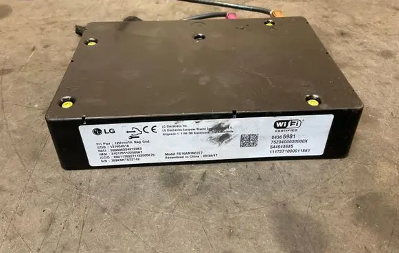 Opel Insignia B Antenna control unit 84365981 544948685 WIFI