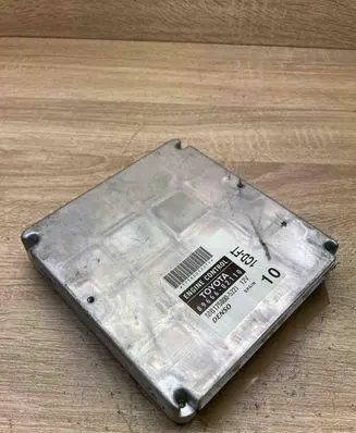 Toyota Corolla E120 E130 Engine control unit/module ECU 8966602110 MB1758005221