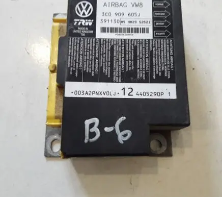 Volkswagen PASSAT B6 Airbag control unit/module 3C0909605J