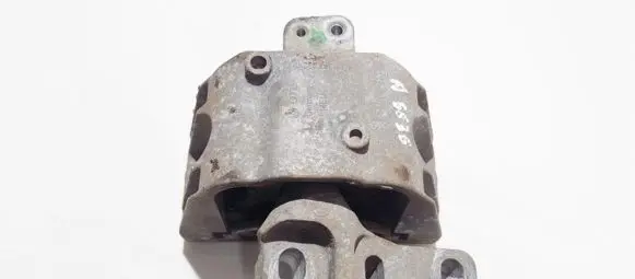 Skoda Octavia Mk1 (1U) Engine mount bracket 1j0199262bf