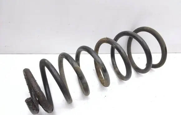 Volvo XC70 Front coil spring 