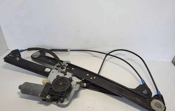 BMW 3 E46 Front door window regulator with motor 8254911