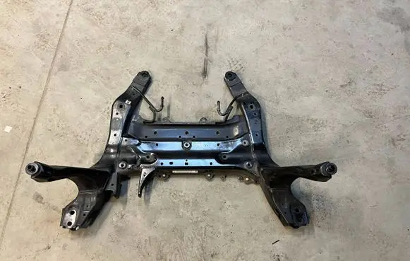BMW X1 F48 F49 Front subframe 6872729