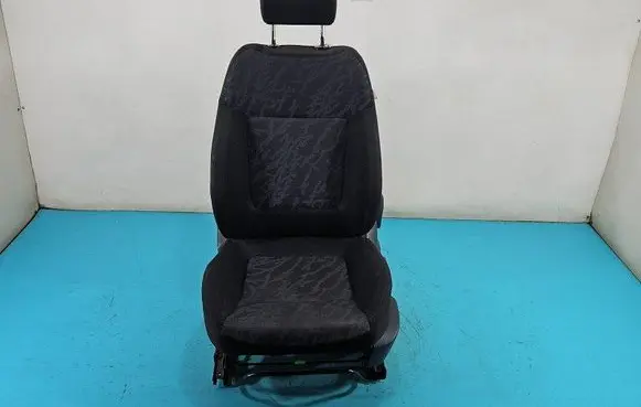 Peugeot 3008 I Front driver seat IMPRK1501179