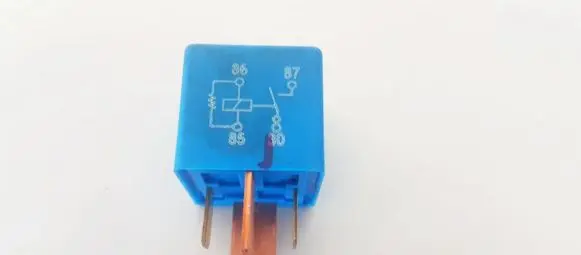KIA Carens II Other relay 952102E000 95210-2E000
