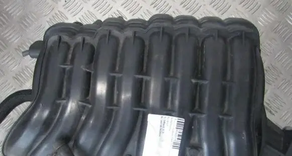 Toyota Avensis T250 Intake manifold
