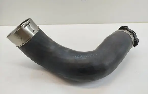 Mercedes-Benz E W212 Intercooler hose/pipe