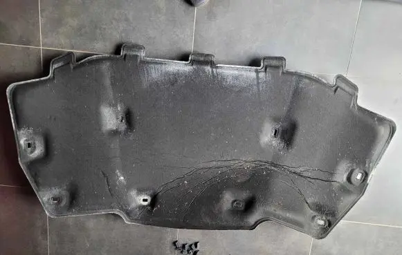 Volvo XC60 Engine bonnet/hood sound/heat insulation 70997001