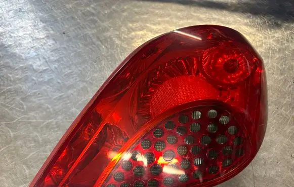 Peugeot 207 Rear/tail lights