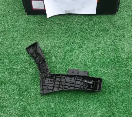 Suzuki SX4 Rear bumper mounting bracket 71821-79J00