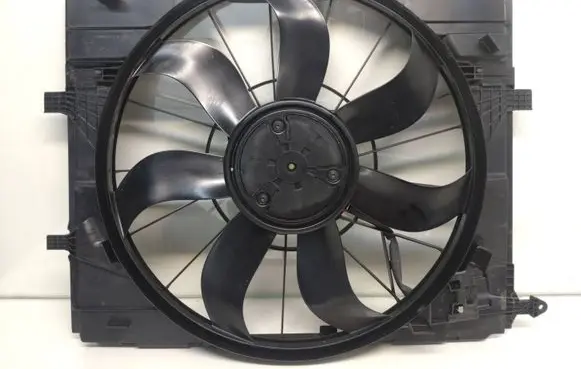Mercedes-Benz EQC Electric radiator cooling fan A0999063902 0130707484 1137328645