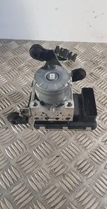 Volvo S60 ABS Pump 32214803 32214772 31660198