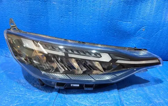 Ford Transit Custom II Headlight/headlamp PZ3113E014CB