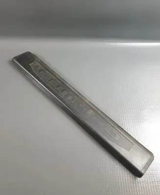 Chevrolet Camaro Front sill trim cover 917326291