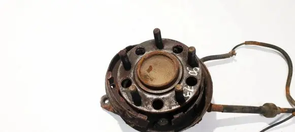 Dodge Caliber Rear wheel hub