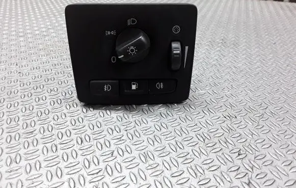 Volvo V50 Light switch 30739299