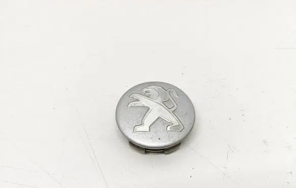 Peugeot 3008 II Original wheel cap 9807999277 9672598577