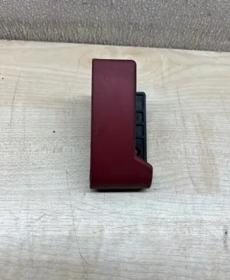 Mercedes-Benz CLS C219 Engine bonnet (hood) release handle