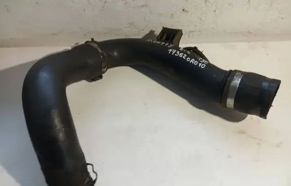 Toyota Avensis T250 Intercooler hose/pipe 173620R010