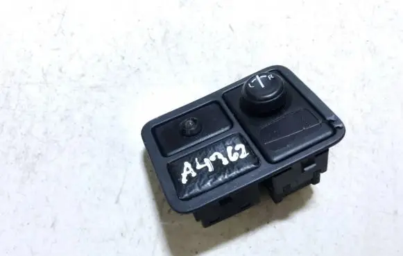 Nissan Almera N16 Wing mirror switch