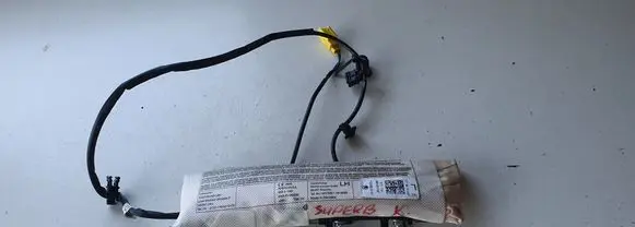 Skoda Superb B6 (3T) Knee airbag 