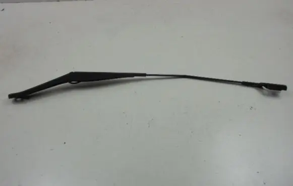 Ford Fiesta Front wiper blade arm 8A6117526BB