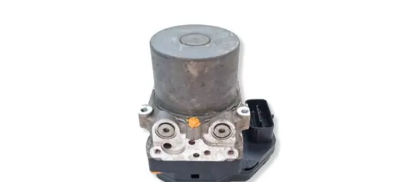 Toyota Urban Cruiser (XP110) ABS Pump 4454052151 8954152A01 1338006960