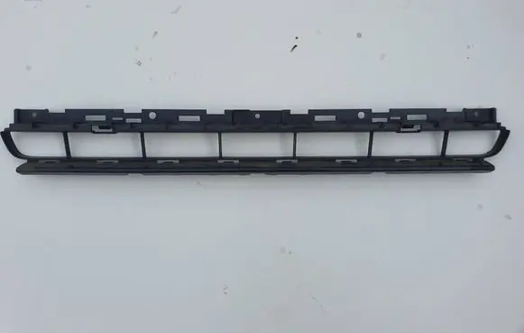 Front bumper lower grill