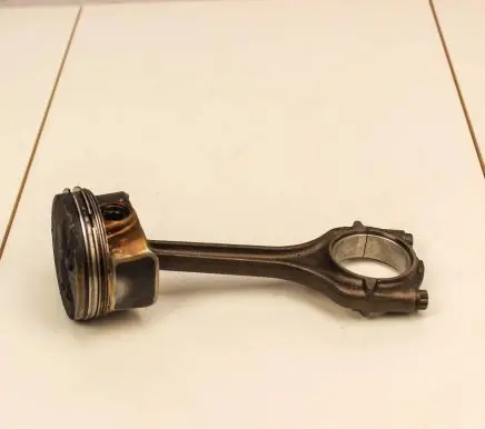 Piston