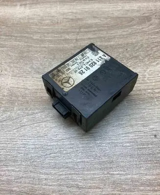 Mercedes-Benz E W211 Alarm control unit/module A2118209126 USED