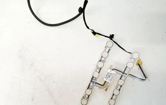Mitsubishi Colt Seat heating element a4548204310 mr916258